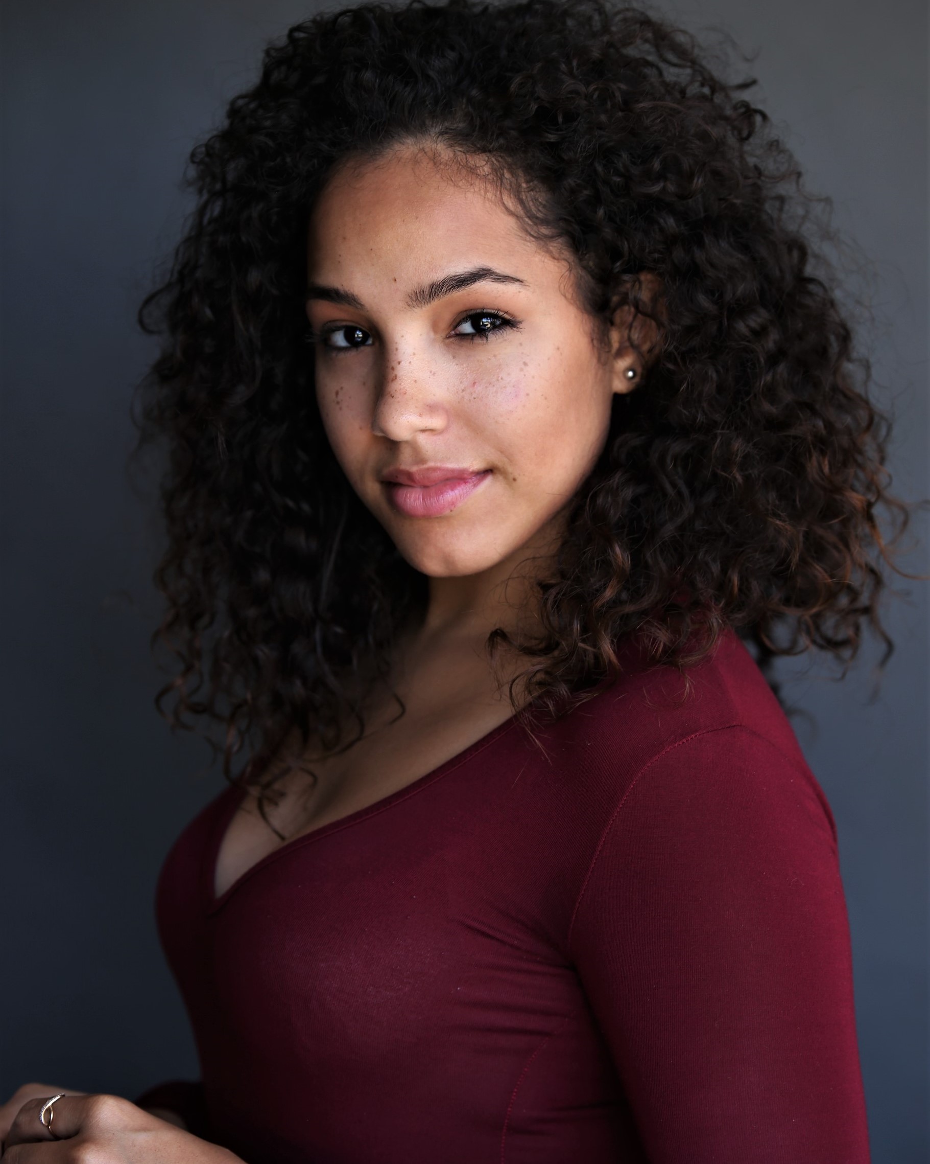 Headshot of Ismeli Henriquez 2