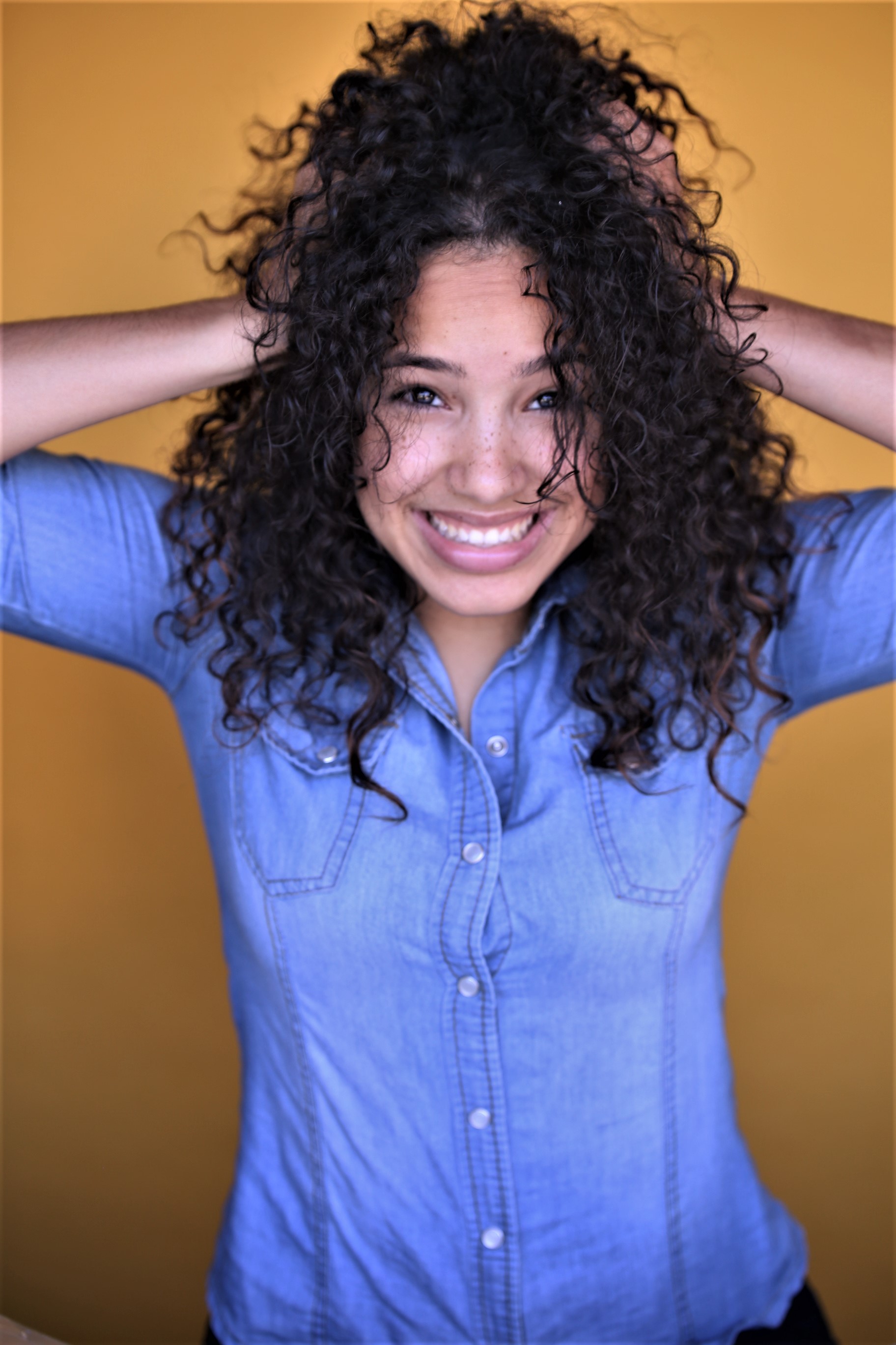 Headshot of Ismeli Henriquez 6